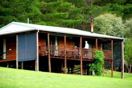 Hawke Brook Chalets Pemberton Exterior photo